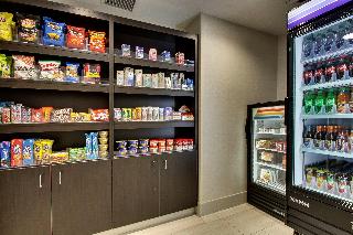 Holiday Inn Express and Suites Cedar Rapids I 380