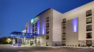 Holiday Inn Express and Suites Jackson Downtown Co