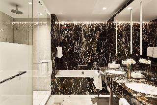 Hyatt Regency Amsterdam, Amsterdam and vicinity