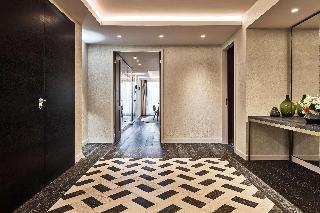 Hyatt Regency Amsterdam, Amsterdam and vicinity