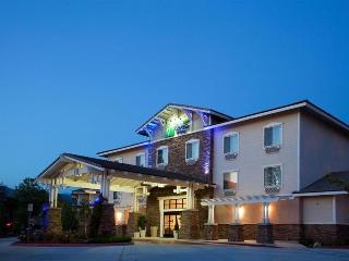 HOLIDAY INN EXPRESS HOTEL AND SUITES SAN DIMAS