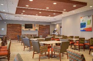 Holiday Inn Express and Suites North Platte