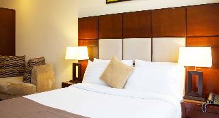 Room thumbnail 4