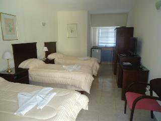 Room thumbnail 1