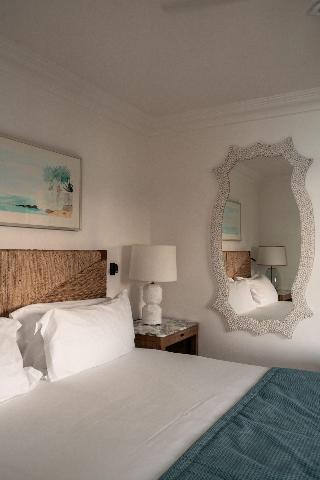 Room Room