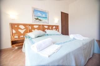 Club Esse Gallura Beach Village, North Sardinia