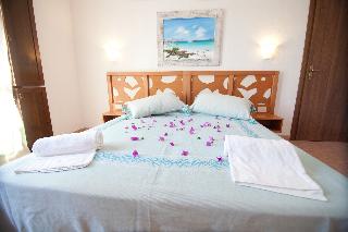 Club Esse Gallura Beach Village, North Sardinia