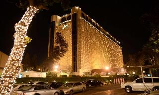 Pearl Continental