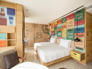 Room:TWN.PE
