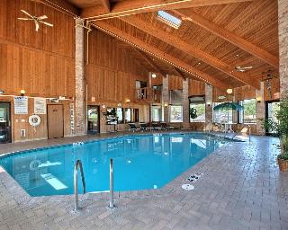 AmericInn by Wyndham Mosinee Central Wisconsin Air
