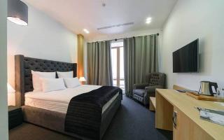 Room thumbnail 17