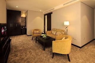SUITE-1 QUEEN BED,SMOKING ROOM,JUNIOR SUITE,FULL BREAKFAST
