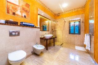Room thumbnail 23