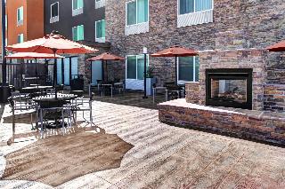 TownePlace Suites Bakersfield West