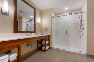 1 King Bed, Suite, Nonsmoking, Accessible