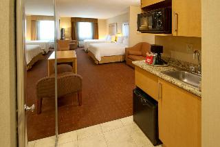 1 Bedroom Suite 2 Queen
