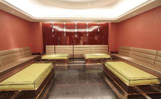 Lobby 1 of 29