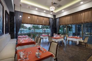 Dosinia Luxury Resort