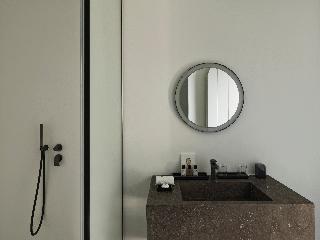 Canaves Epitome
