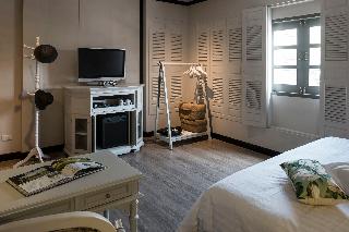 Room Room