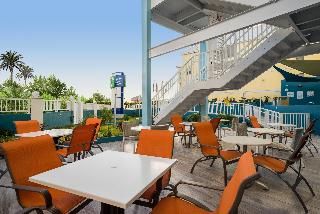 Holiday Inn Express and Suites Nassau