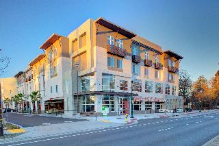 Holiday Inn Windsor - Wine Country