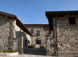 Podere Castel Merlo Resort