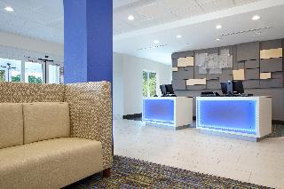Holiday Inn Express and Suites Columbus North