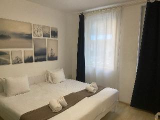 Corvin Center Suites