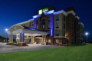Holiday Inn Express and Suites Alva