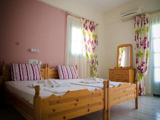 Portokali Hotel Apartments (12+)