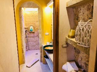 Borgo in corte, Puglia