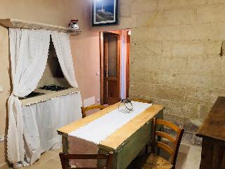 Borgo in corte, Puglia