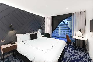 West Hotel Sydney, Curio Collection by Hilton West Hotel Sydney
