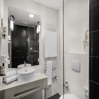 Akeah Verdi Budapest