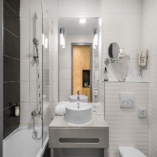 Akeah Verdi Budapest