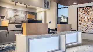Holiday Inn Express & Suites Platteville By IHG