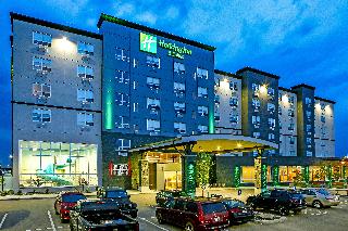 Holiday Inn & Suites Calgary Airport North