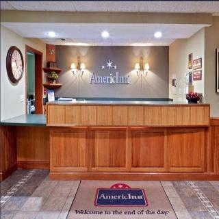 AmericInn by Wyndham West Burlington