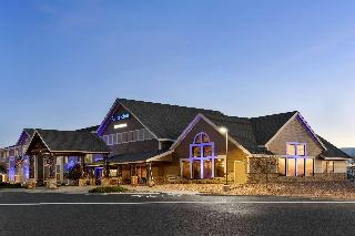 AmericInn by Wyndham Near University of Wyoming