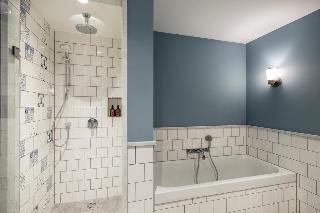 Twenty Eight, Amsterdam and vicinity