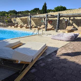 Lagoon View Apartments - Adults Only