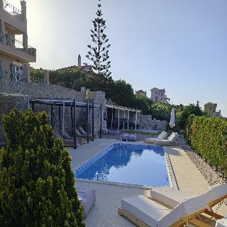 Lagoon View Apartments - Adults Only