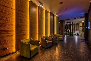 Nyota Hotel & Conference Center