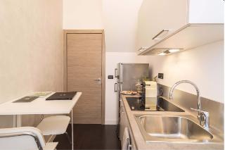 HEMERAS BOUTIQUE HOUSE PENTHOUSE ASOLE, Milan