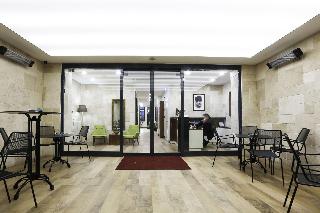 The White Orient Hotel