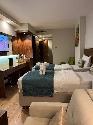 The White Orient Hotel