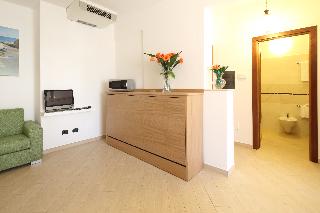 Residence Hotel Kriss, Genoa