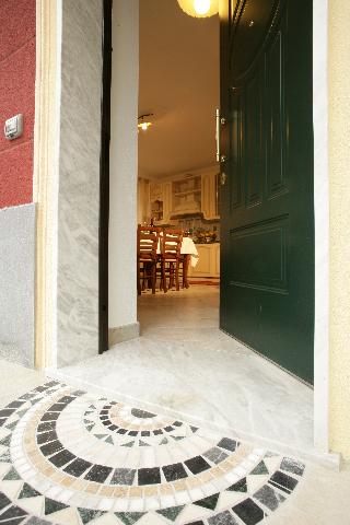 Appartamenti In Piazzetta, Genoa
