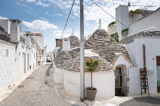 Palazzo Scotto, Puglia